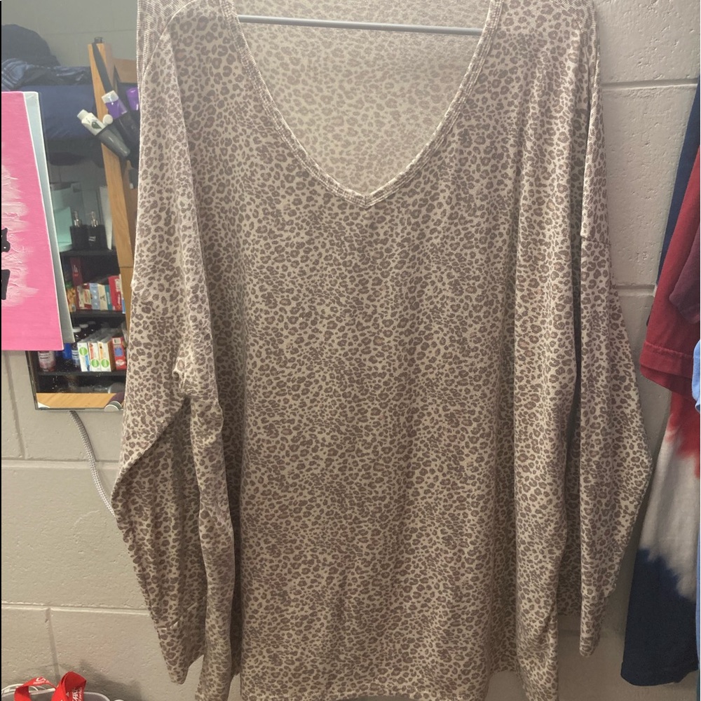 Cheetah print American eagle long sleeve